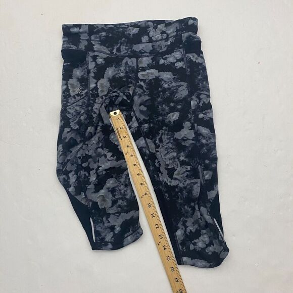 Athleta Women Small Capri Leggings Pants Black Gray Camouflage Pull On Pockets - Picture 5 of 12